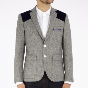 veste-courte-en-tweed-et-parements-bleus-v1 veste-courte-en-tweed-et-parements-bleus-v1