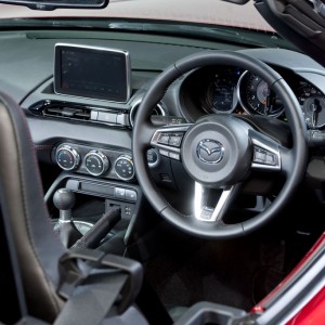 mazda-mx-5-2015-04-11253915nhbku