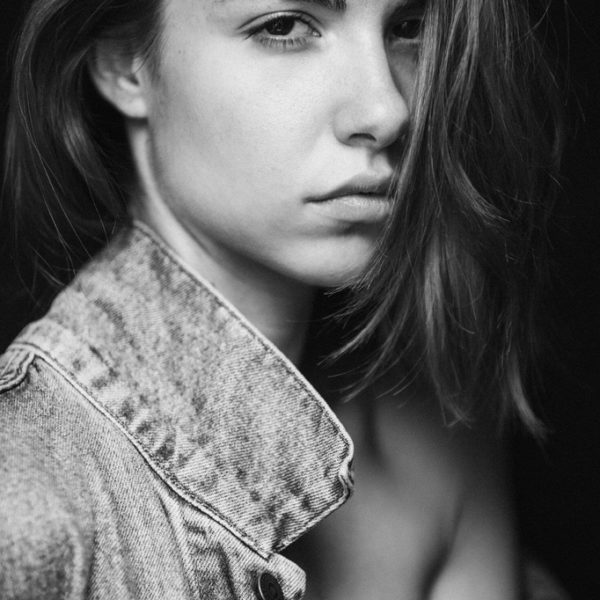 EDFF382C-6C33-49D0-AD95-856706EF5D1B