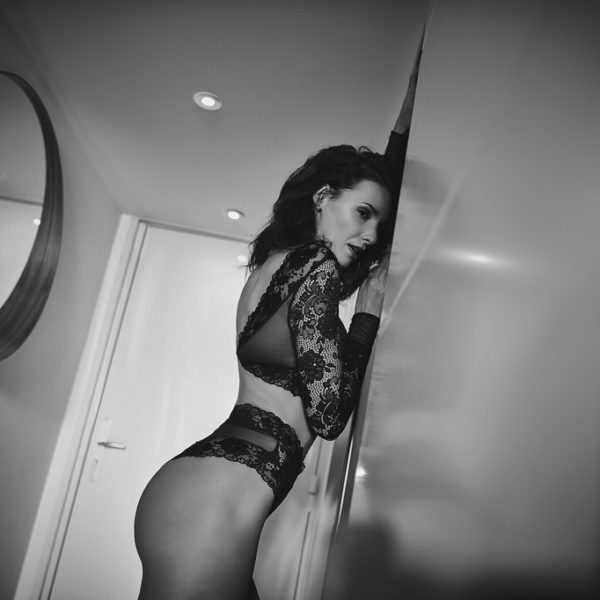 D9E0F5FC-6F06-46EF-8587-99C57B72C8BF